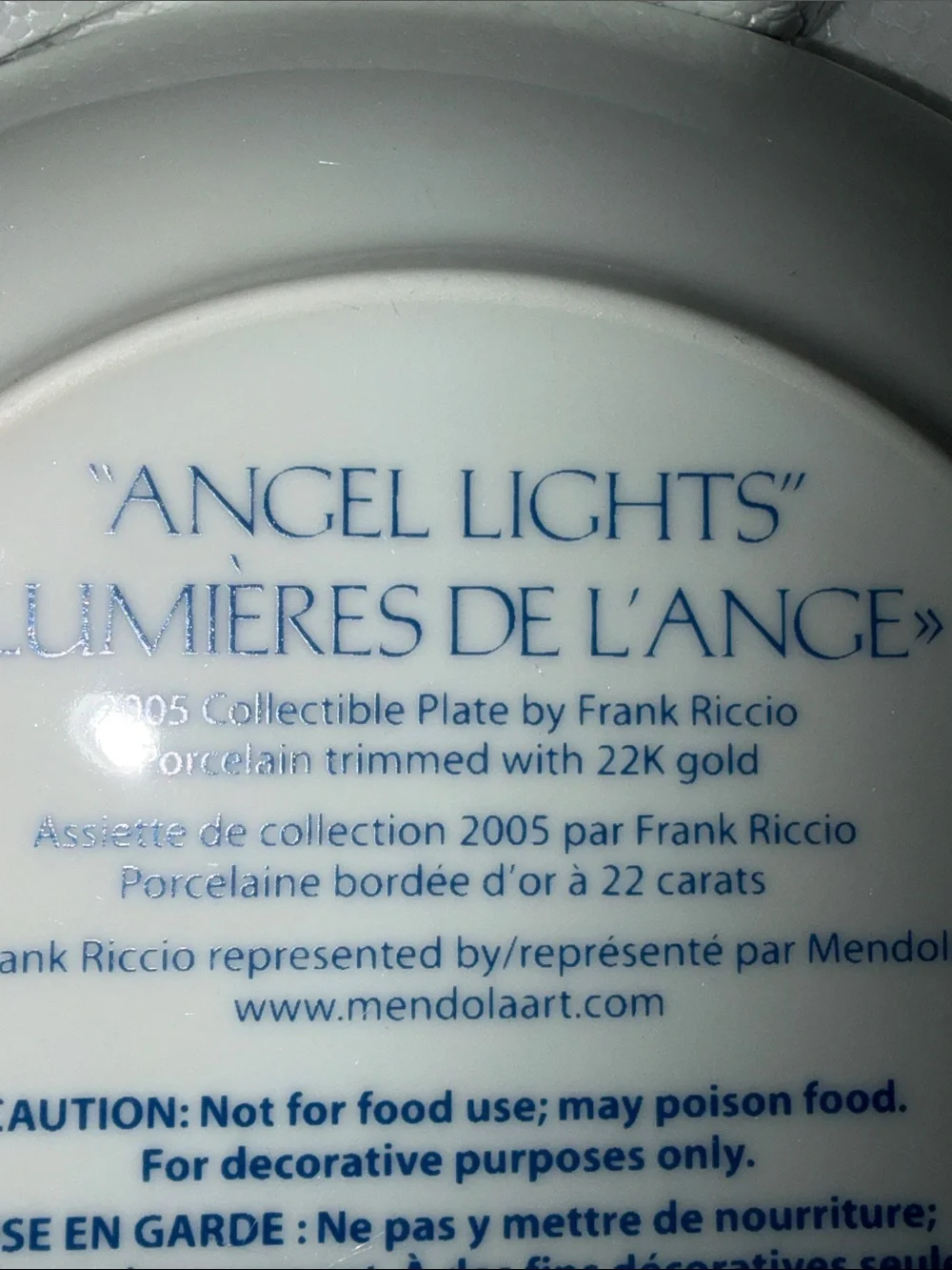 Avon 2005 Decorative Holiday Plate - with 22K Gold trim.